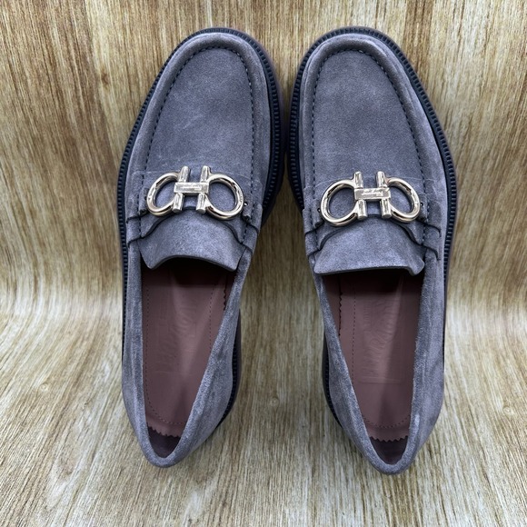 Salvatore Ferragamo Gancini Lug Loafers Men\'s Size 6 EE Grey Suede Italian Made main image 4